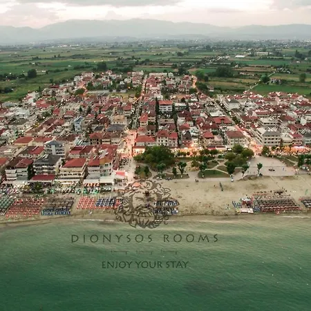 Dionysos Hotel de apartamente 3*