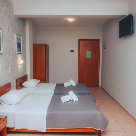 Dionysos Hotel de apartamente