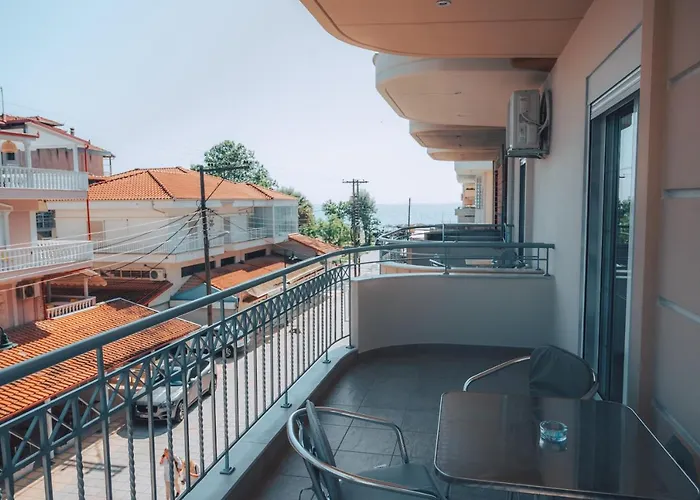 Dionysos 公寓式酒店 Olympiakí Aktí