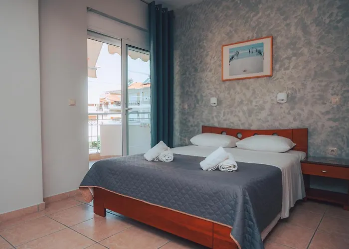 Dionysos Apartahotel 3*