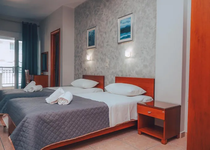 Apartahotel Dionysos 3*